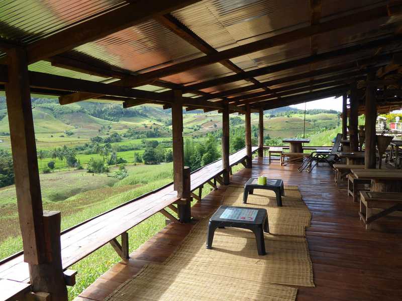 Three Mists coffee. Lovely view, lovely coffee, lovely people.