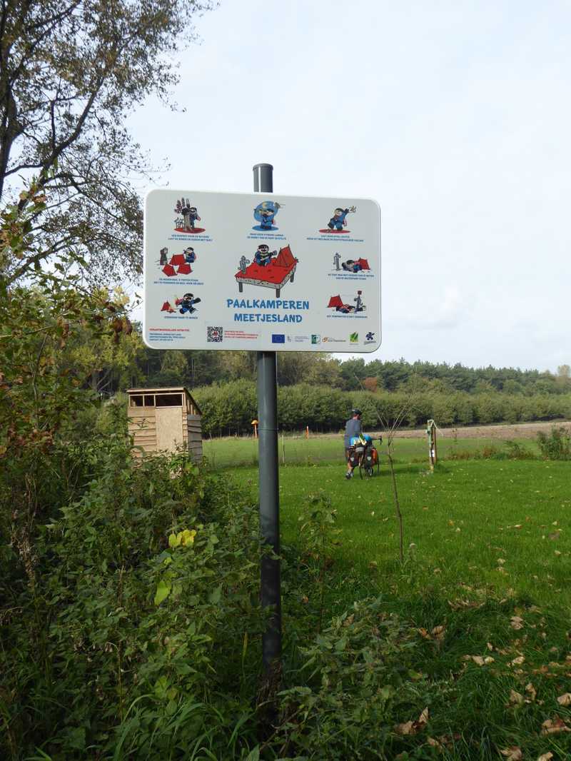 The last bivakzone / paalkampeeren